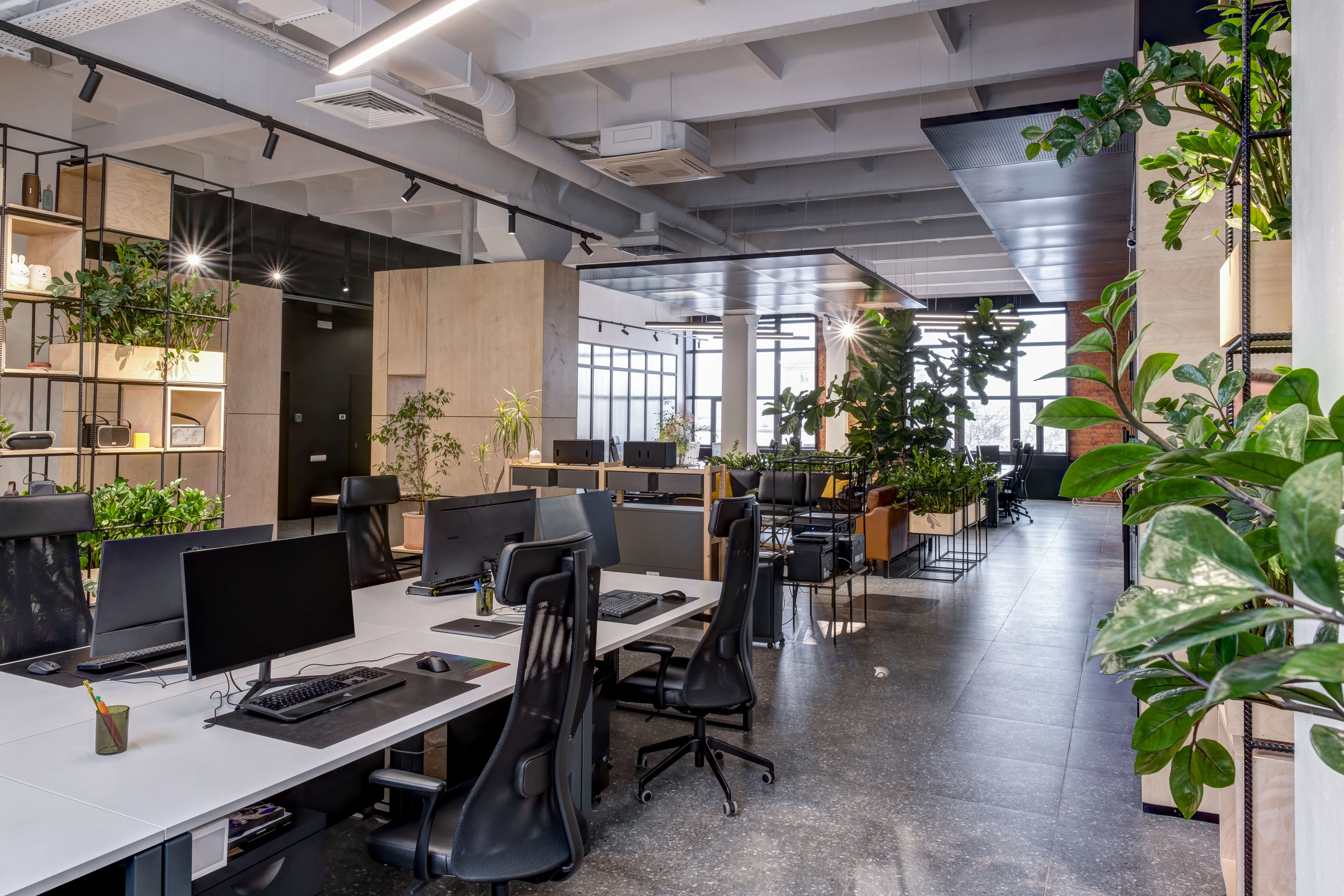 How Does Employee Disengagement Influence Productivity?