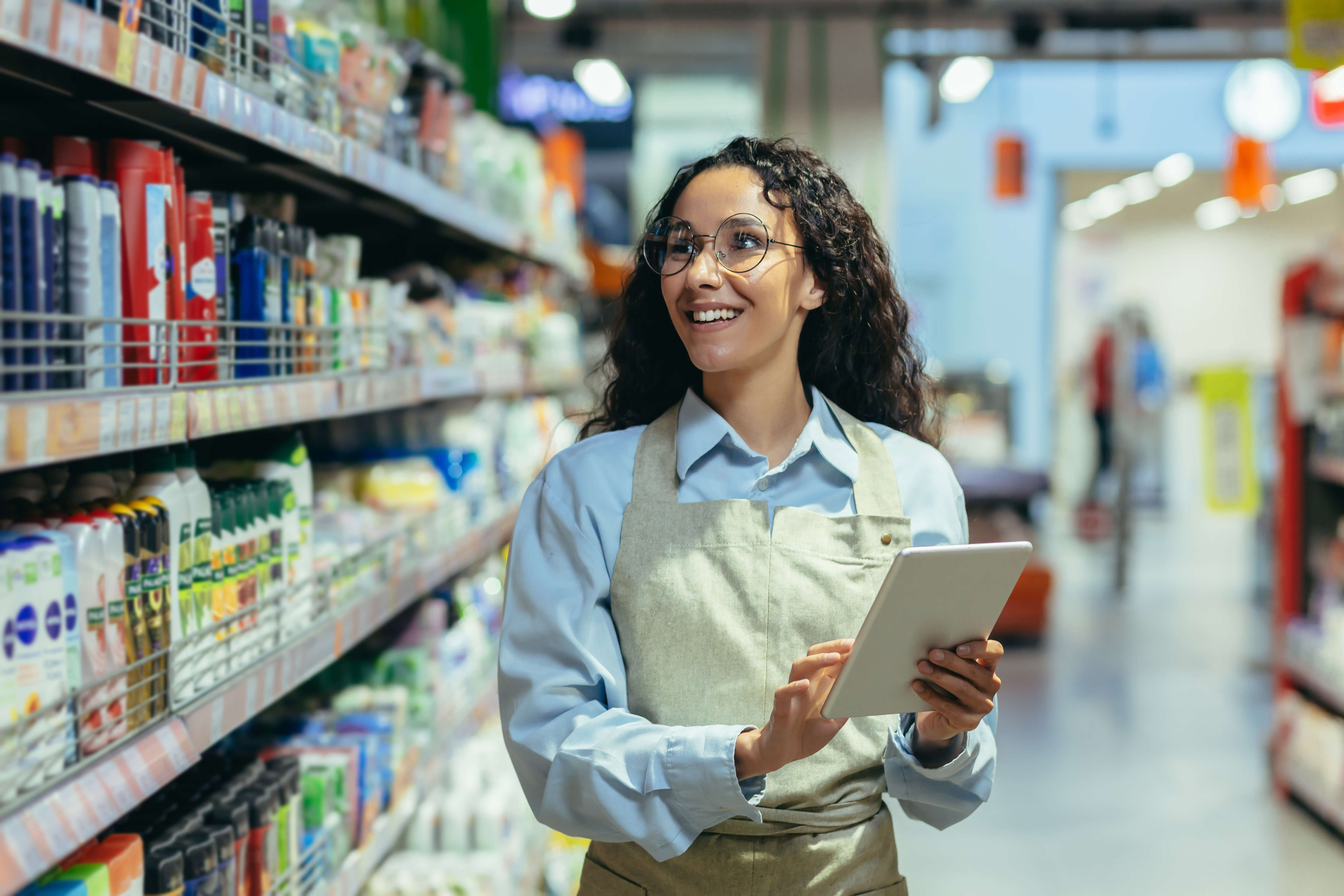 Frontline Employee: Definition, Examples, and How to Support Them